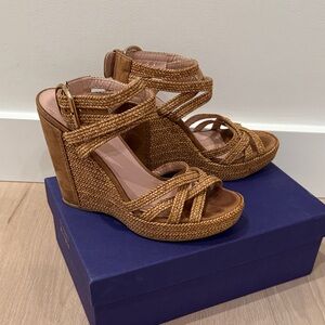 Stuart Weitzman Women's Tan Wedge Sandals